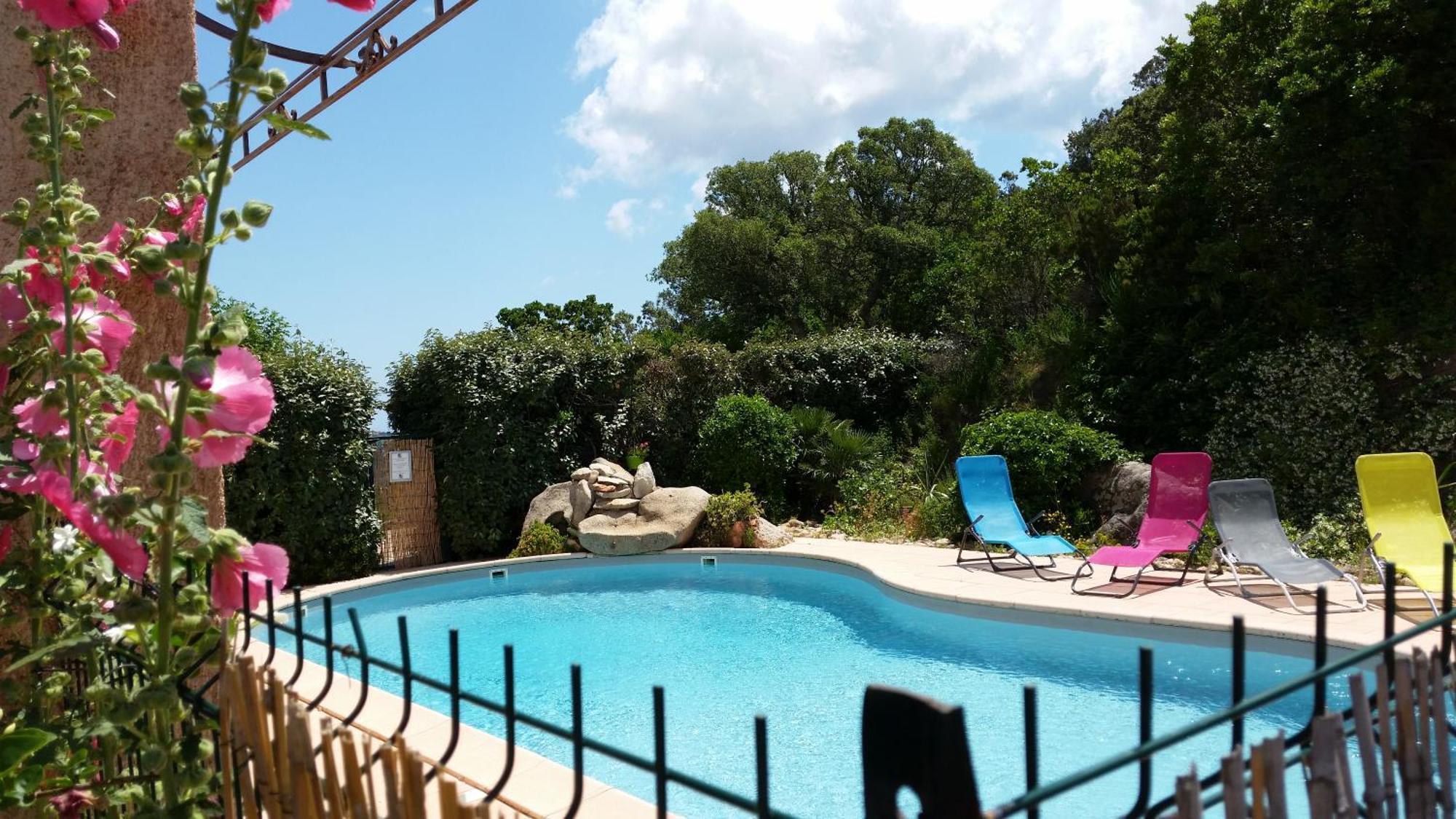 Appartement Climatise 35 M2 Pour 1 Couple - Piscine Partagee - * Porto-Vecchio (Corsica)